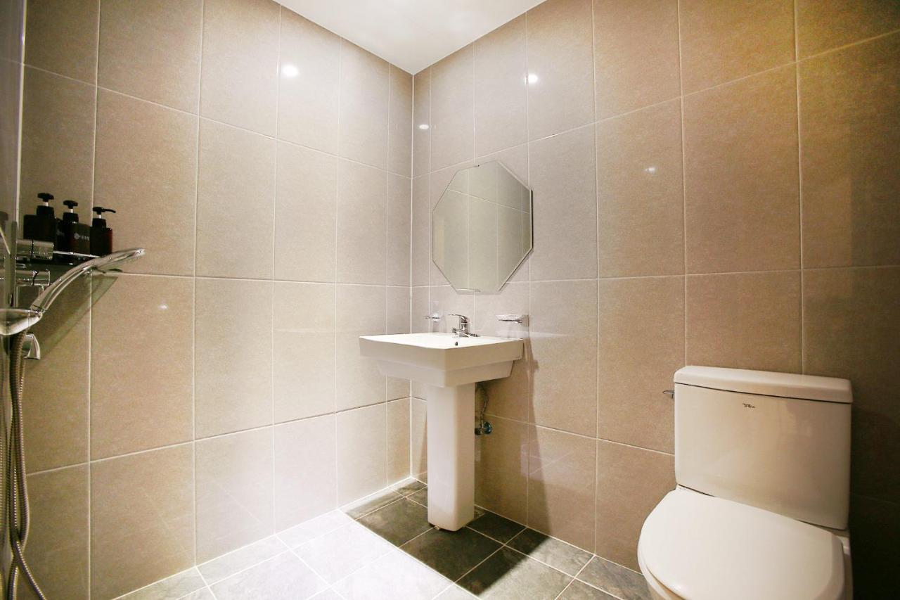 Eton Hotel Chuncheon Bagian luar foto